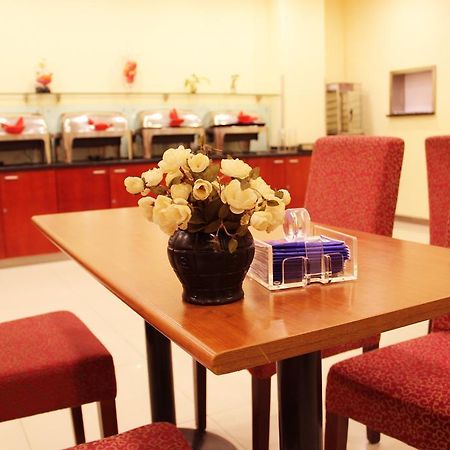 Hanting Express Shanghai Songjiang North Renmin Road Εξωτερικό φωτογραφία