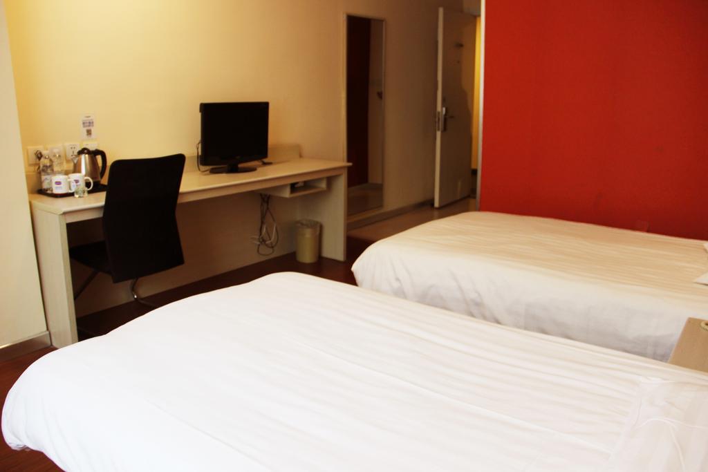 Hanting Express Shanghai Songjiang North Renmin Road Δωμάτιο φωτογραφία